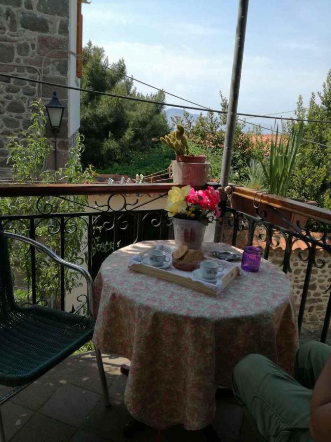 Μαχη Ενοικιαζόμενα Δωμάτια Mithimna Exterior foto